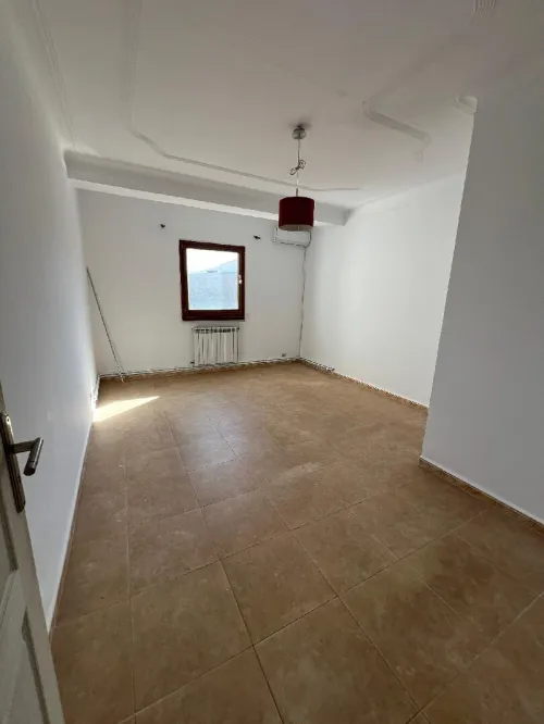 Location Appartement F4 Alger Draria