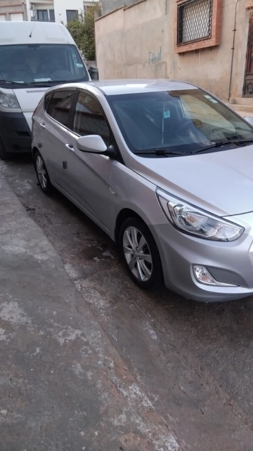 Hyundai Accent RB  5 portes 2018 Préstige