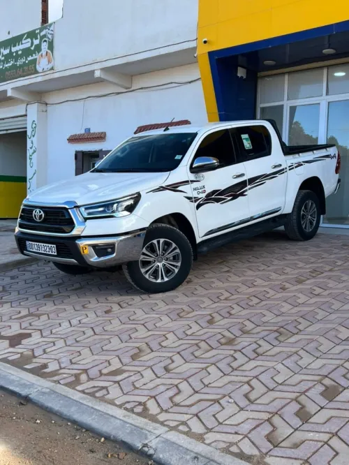 Toyota HILUX 2023 HILUX
