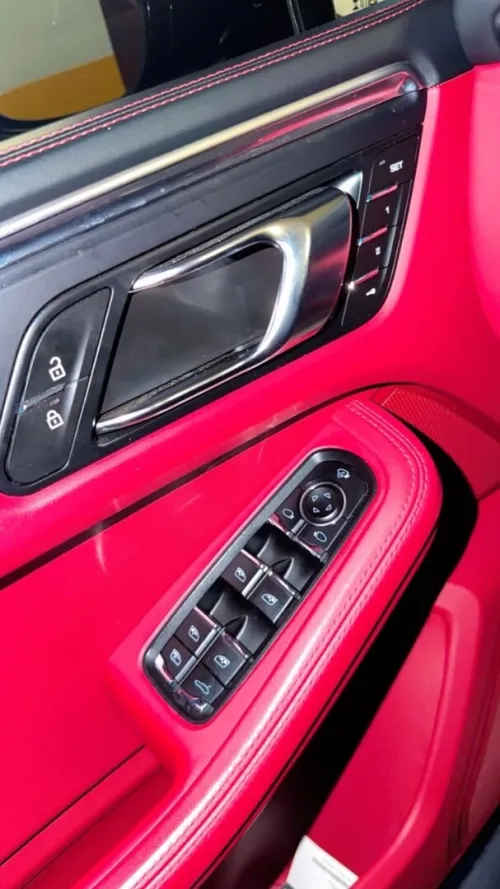 Porsche Macan T 2023 