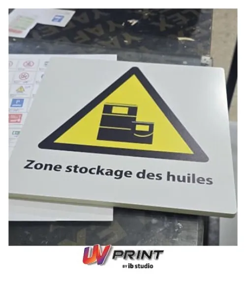 plaques HSE et sécurité et pictogramme