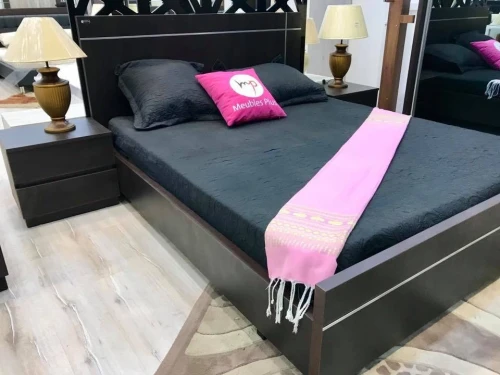 Lit 2 places perla plus (1,40)+une table de nuit 