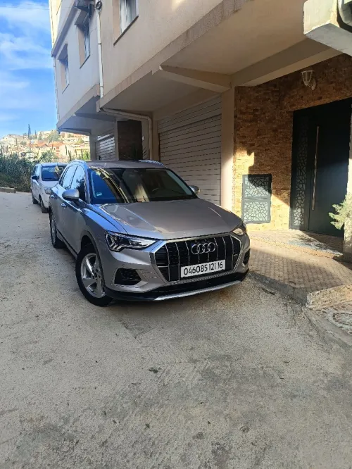 Audi Q3 2021 Q3