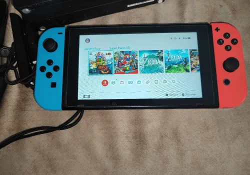 Nintendo switch V2 2021 flashée puce 128 go excellent état + mode online