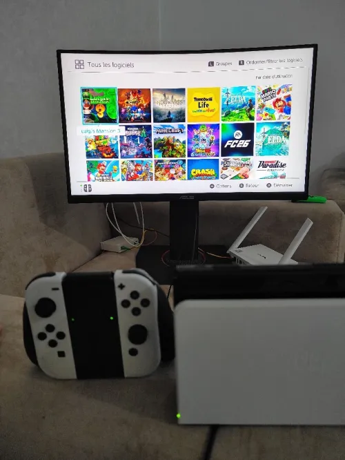 Nintendo switch oled flashée 128 go en excellent état