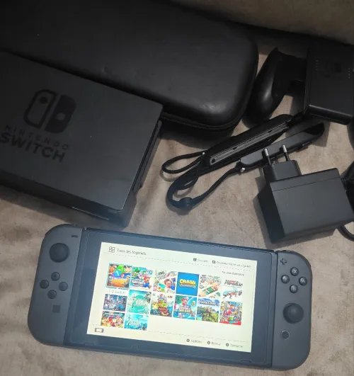 Nintendo switch V2 2020 flashée puce 128 go + mode online