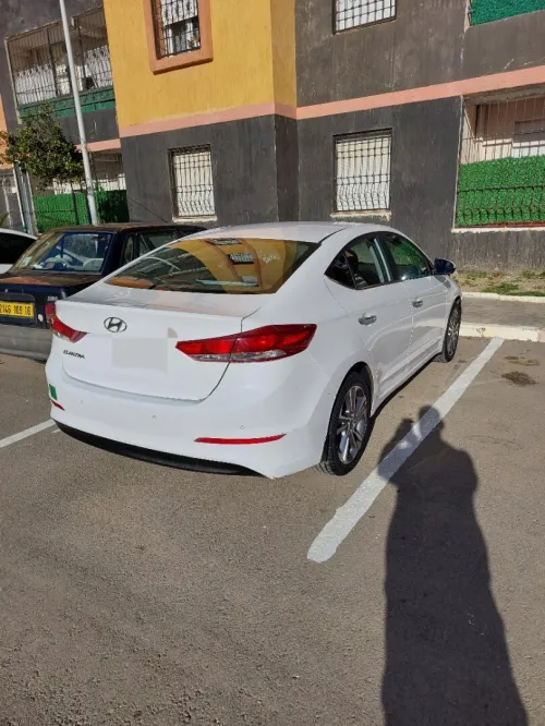 Hyundai Elantra 2019 GLS DZ