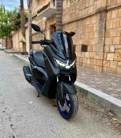 Yamaha N-max 2025