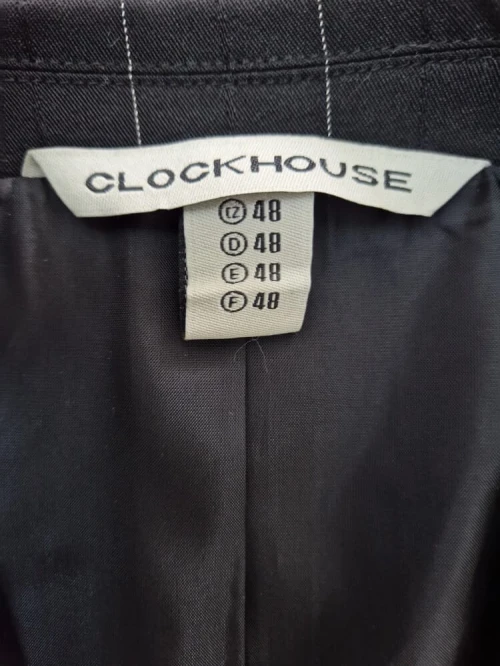 COSTUME CLOCKHOUSE