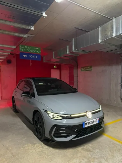 Volkswagen Golf 8 2025 Pro R-line