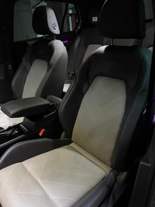Volkswagen Golf 8 2025 Pro R-line