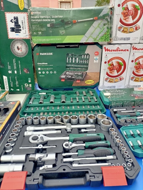 Caisse outils Parkside 94x