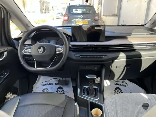 Geely Livan x3 pro 2025 