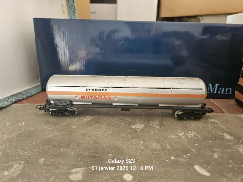 Train miniature