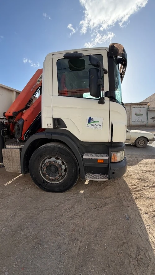 Scania Scania avec grue 2012