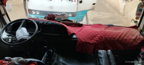 Toyota Coaster 2005