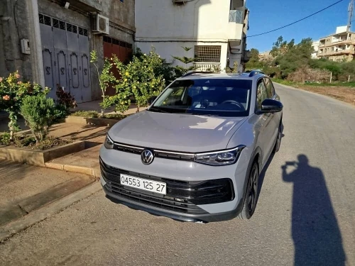 Volkswagen Tahru 2025 
