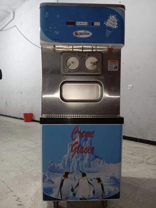 Machine à glace SHARK