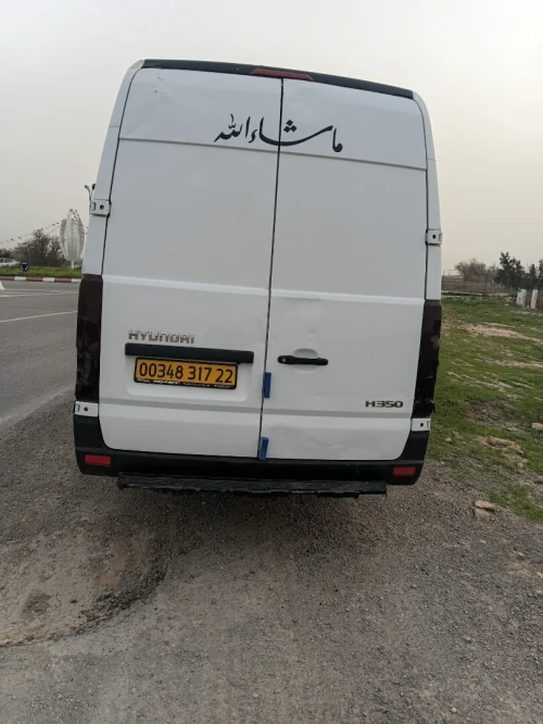 Hyundai H350 