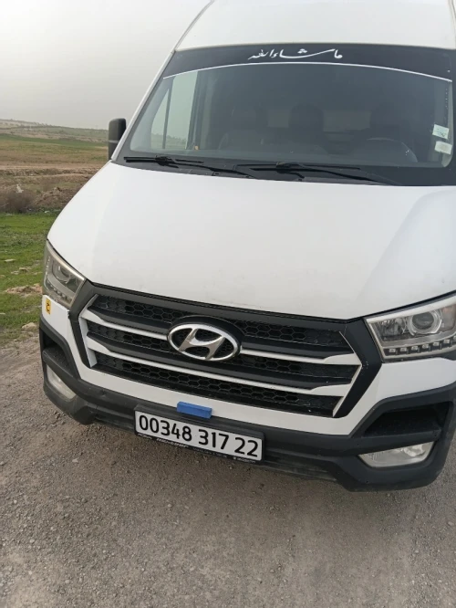 Hyundai H350 