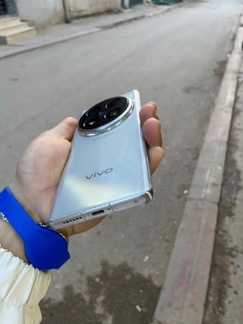Vivo X100 ultra