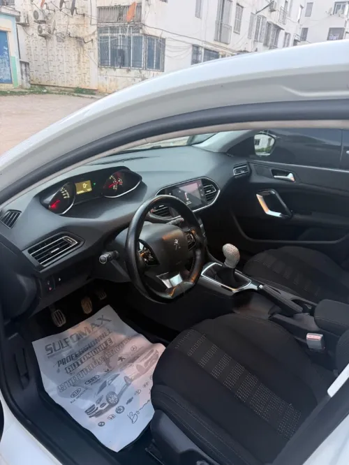 Peugeot 308 2015 Active