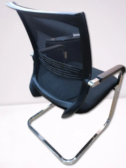 Chaise Visiteur en Filet Noir très  Robustesse