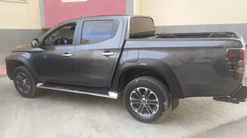 Mitsubishi L200 2022 Doube cabine Evolution