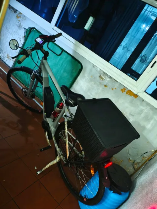 vélo électrique cube