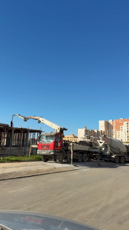 Location pompe à betone et camions malaxseur