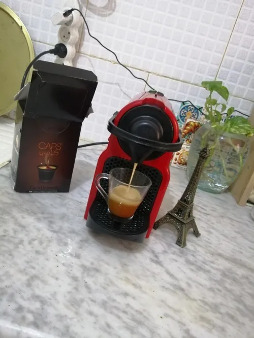 Cafetière nespresso Krups bon état