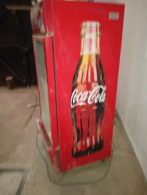 Frigo Coca-Cola américain