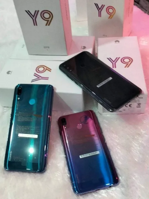 Huawei Y9