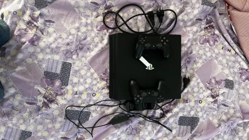 PS4 pro 1t flashé 9.0