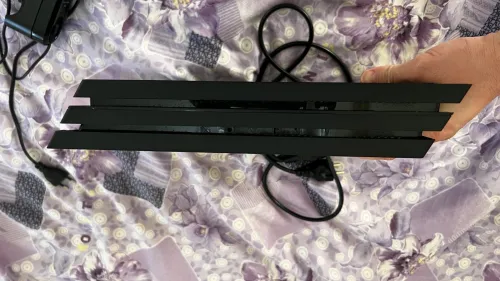 PS4 pro 1t flashé 9.0