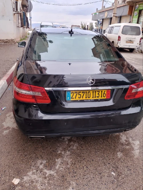 Mercedes Classe E 2013 AVANTGARDE Pack AMG
