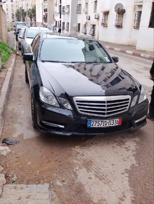 Mercedes Classe E 2013 AVANTGARDE Pack AMG