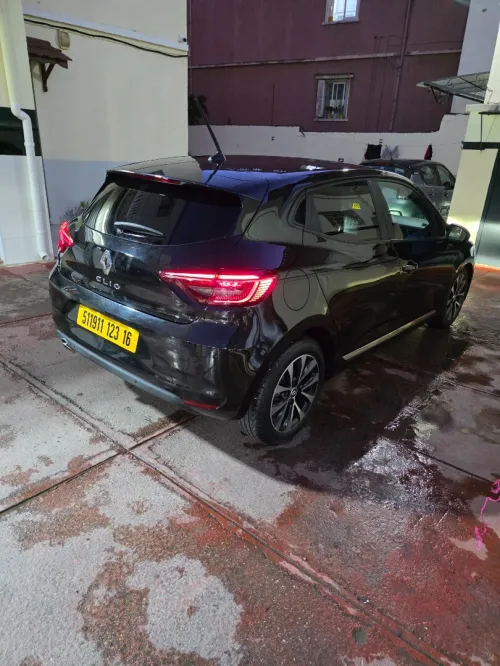 Renault Clio 5  2023 Evolution