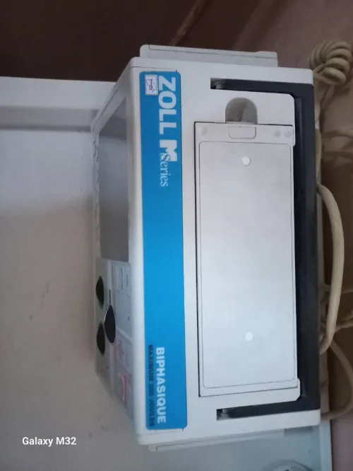 Défibrillateur zoll