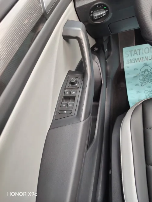 Volkswagen T-Roc 2026 R- Line Edition 