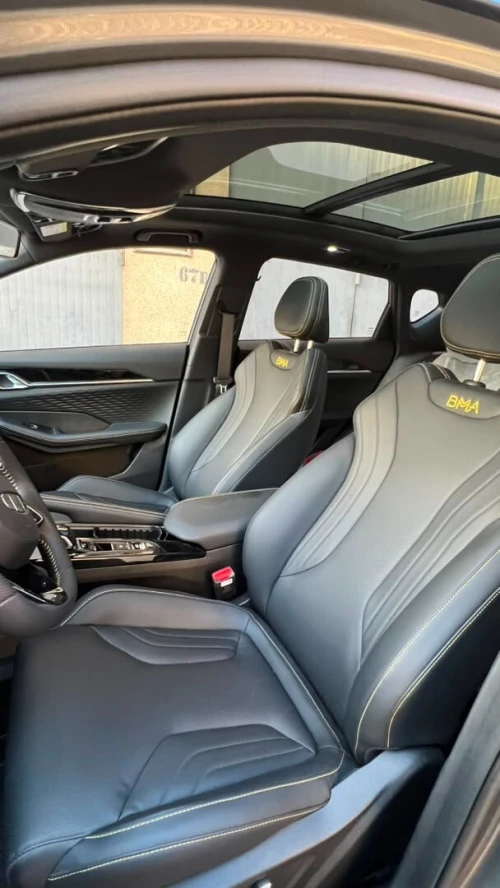 Geely Coolray 2026 Toute option la foule