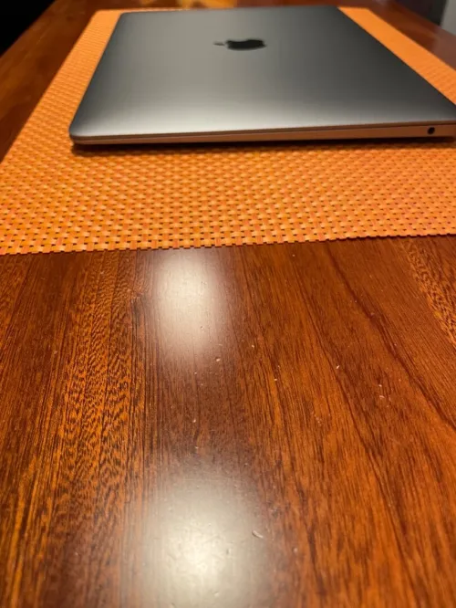 MacBook Air2020 M1. 256gb . Ram 8gb Cycle 159
