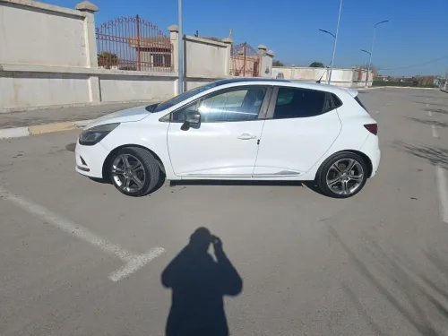 Renault Clio 4 2015 GT Line +