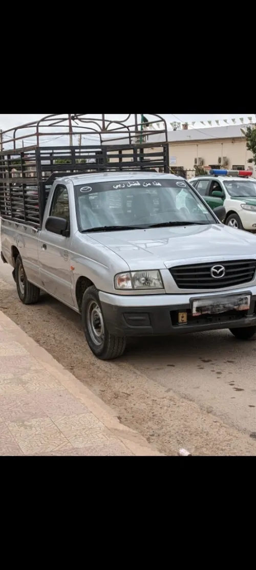 Mazda B2500 2003 B2500