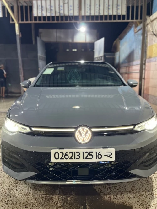 Volkswagen Golf 8 2025 Pro R-line