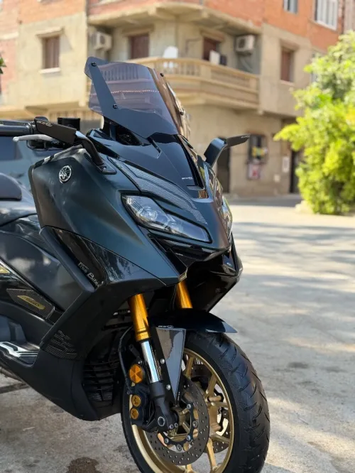 Yamaha Tmax 2024