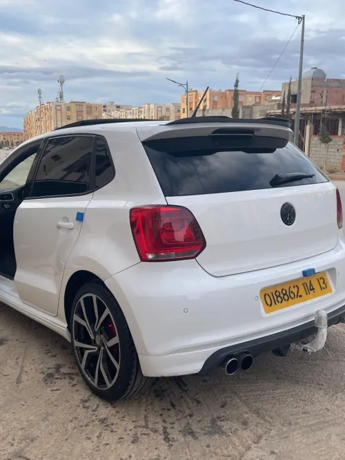 Volkswagen Polo 2014 R-line