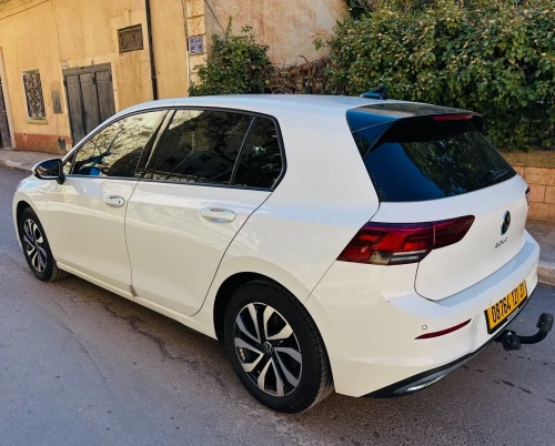Volkswagen Golf 8 2021 Active