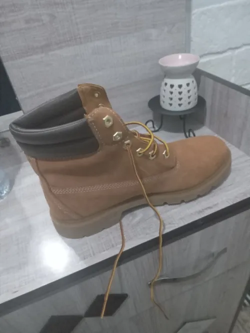 Chausseur et pule