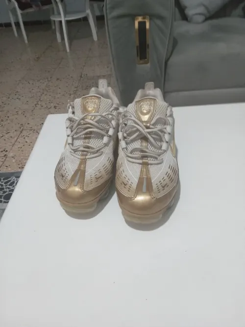 Chausseur et pule